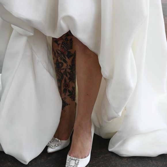 Wtoo Elegant White Strapless Dress - Picture 2 of 5